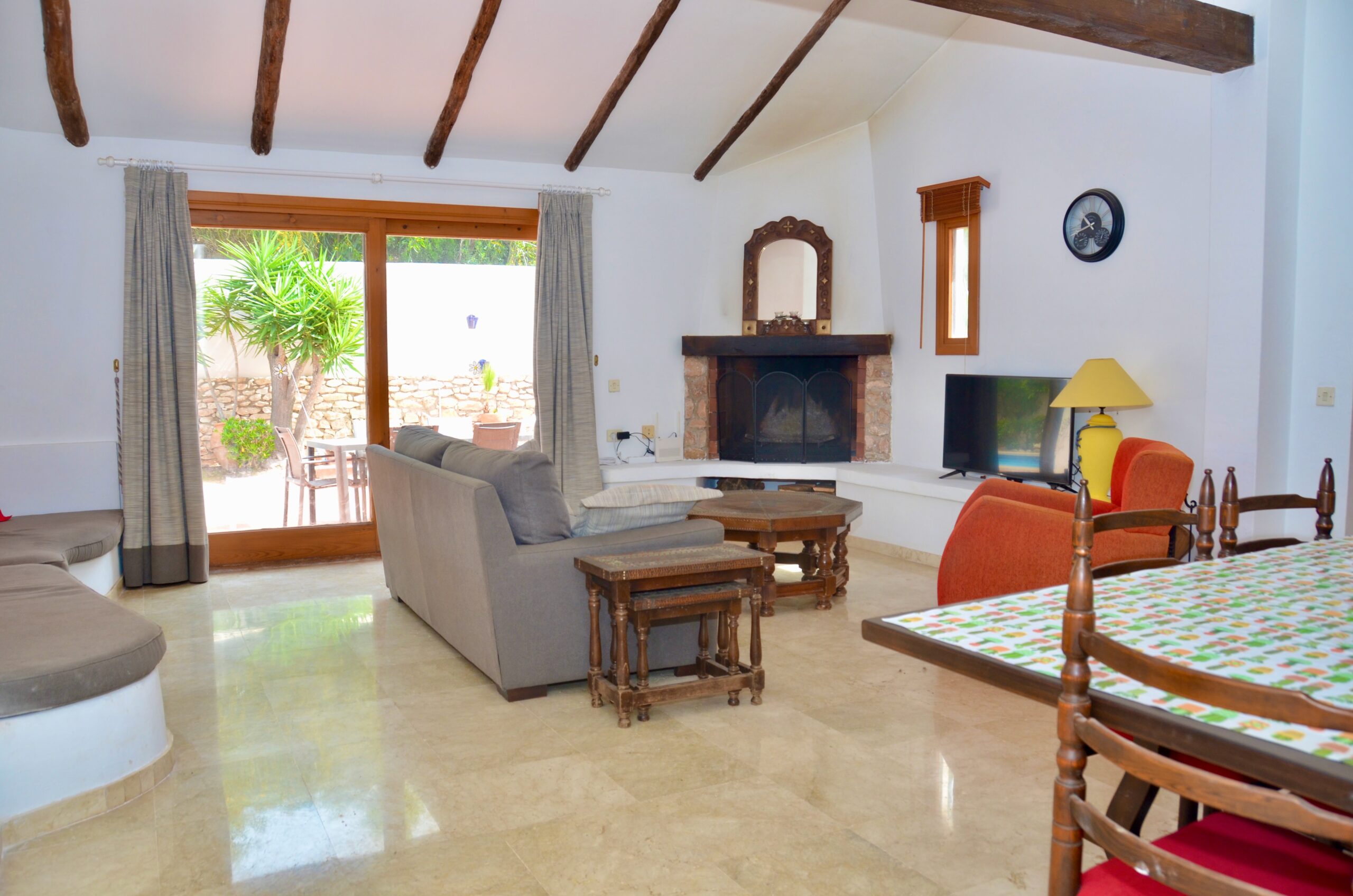 Las Higueras Villa - Image 2