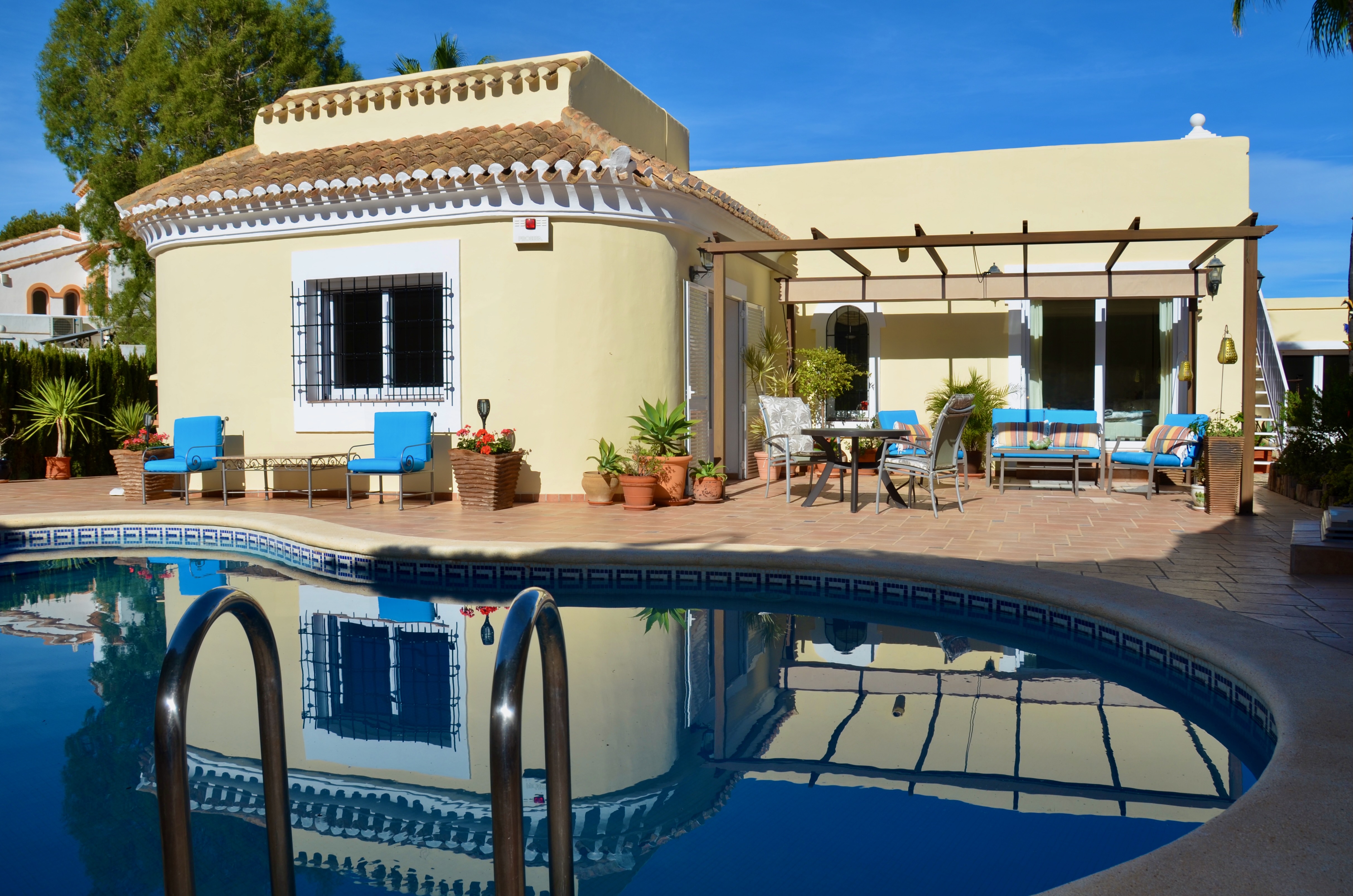 Las Brisas Villa - Image 2